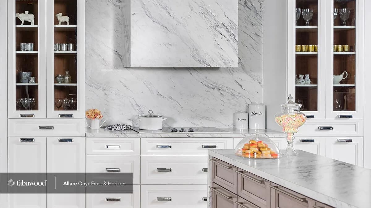 Fabuwood Allure Onyx Frost and Horizon two-tone kitchen Fabuwood Allure Onyx Frost and Horizon two-tone kitchen